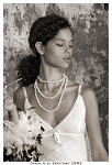 Cliquez ici pour voir l'image (Darine_by_Smartshot_7909sepia.jpg)
