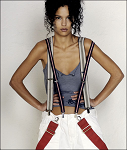 Cliquez ici pour voir l'image (Darine_by_Robert_Bilbil6.jpg)